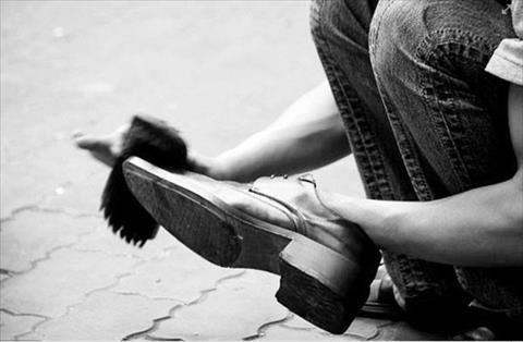 Thằng đánh giày trúng số độc đắc hình ảnh Thang danh giay trung so doc dac hinh anh