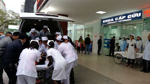 To ve so trung thuong va nghia tinh cua hai nguoi ban ngheo hinh anh