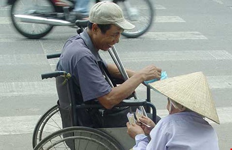 nhung-ngay-that-nghiep-cua-nguoi-ban-ve-so-dao-mien-nam-2